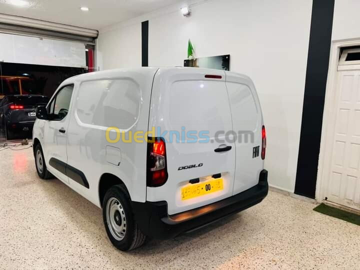 Fiat Doblo 2023 Fourgon