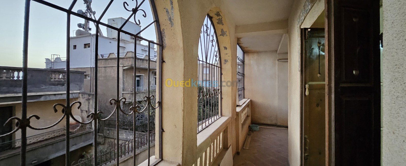 Location Appartement F03 Alger Bouzareah