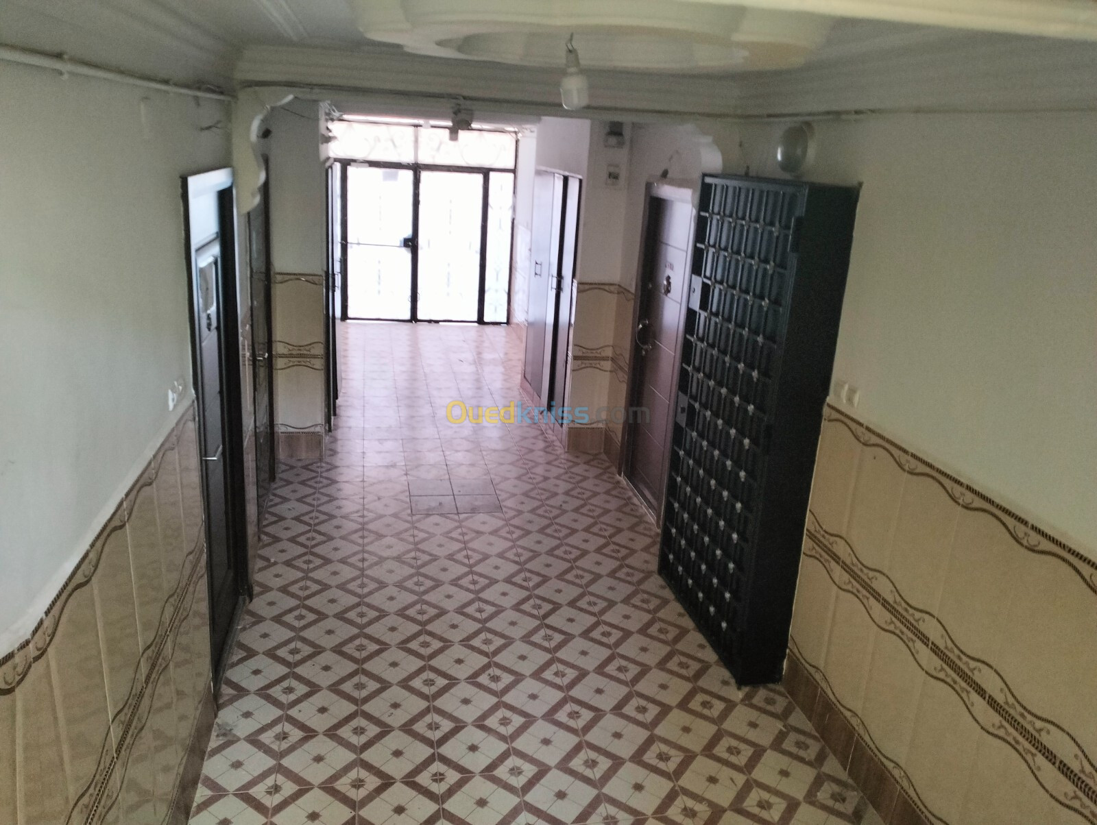 Vente Appartement F03 Alger Bouzareah