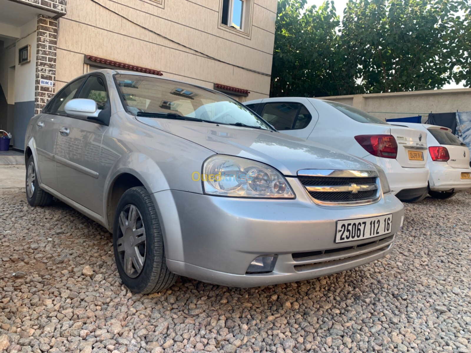 Chevrolet Optra 4 portes 2012 Optra 4 portes