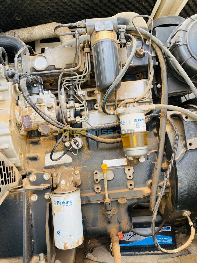 GROUPE PERKINS 112 KVA   مولد كهرباء 112 KVA