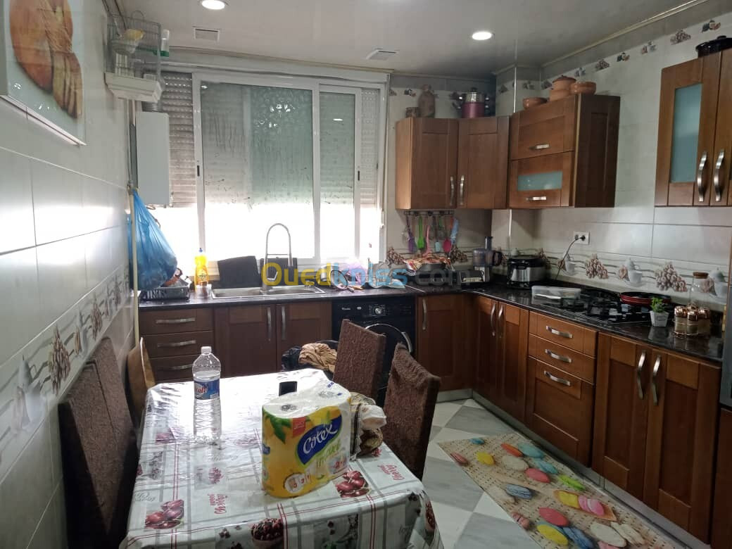 Location Appartement F3 Alger Souidania