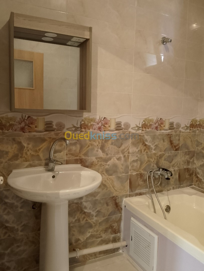 Location Appartement F5 Alger Souidania