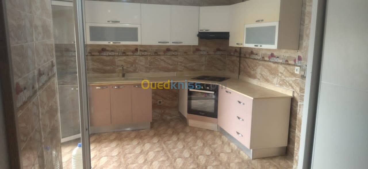 Location Appartement F4 Alger Souidania