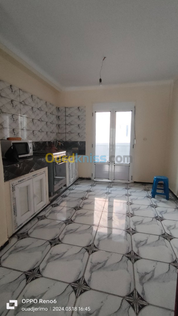 Location vacances Appartement F3 Tizi Ouzou Azeffoun