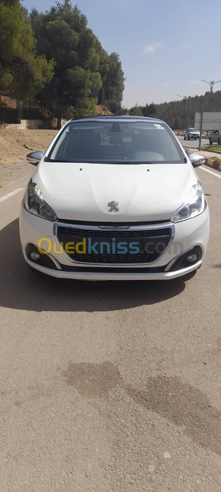 Peugeot 208 2018 Access Facelift