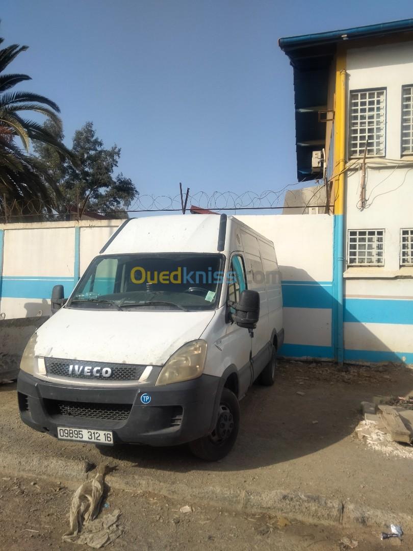 location iveco C15 2012