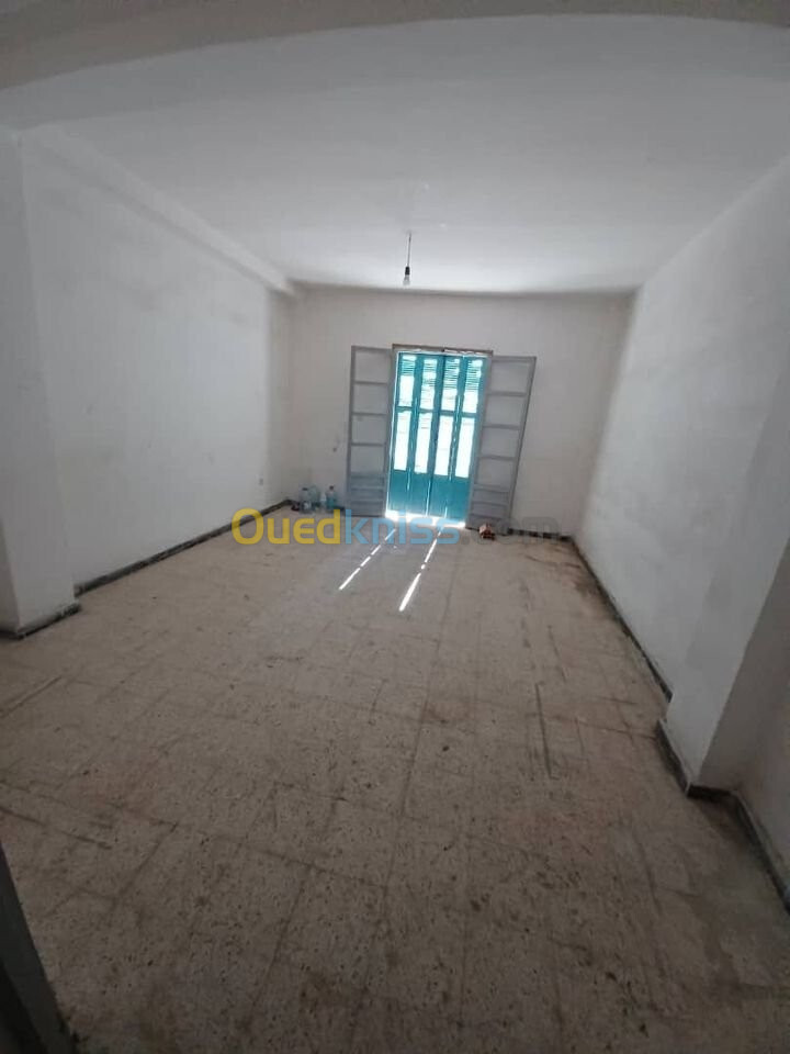 Vente Appartement F3 Annaba Sidi amar