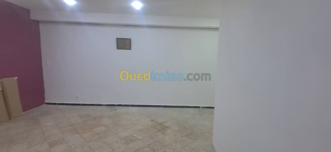 Location Appartement F4 Annaba Annaba