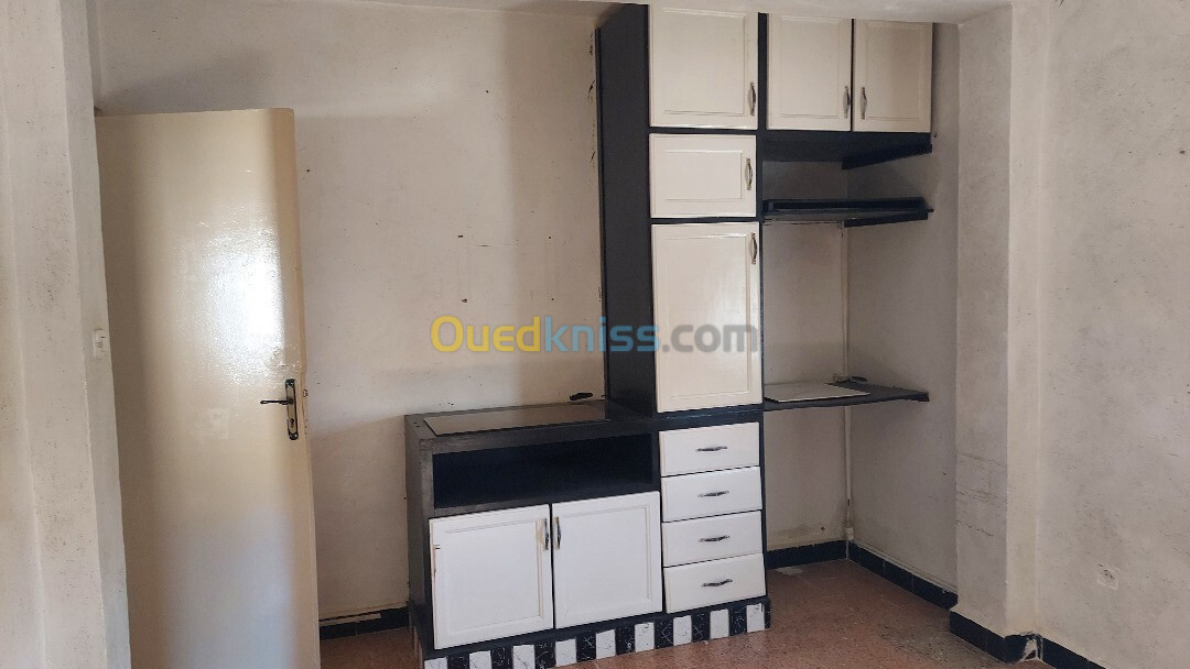 Location Appartement F3 Annaba Annaba