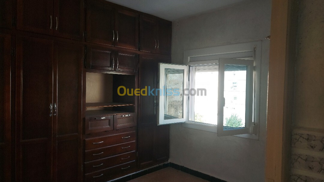 Location Appartement F3 Annaba Annaba