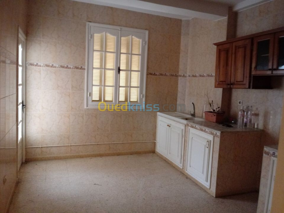 Vente Appartement F4 Annaba Annaba