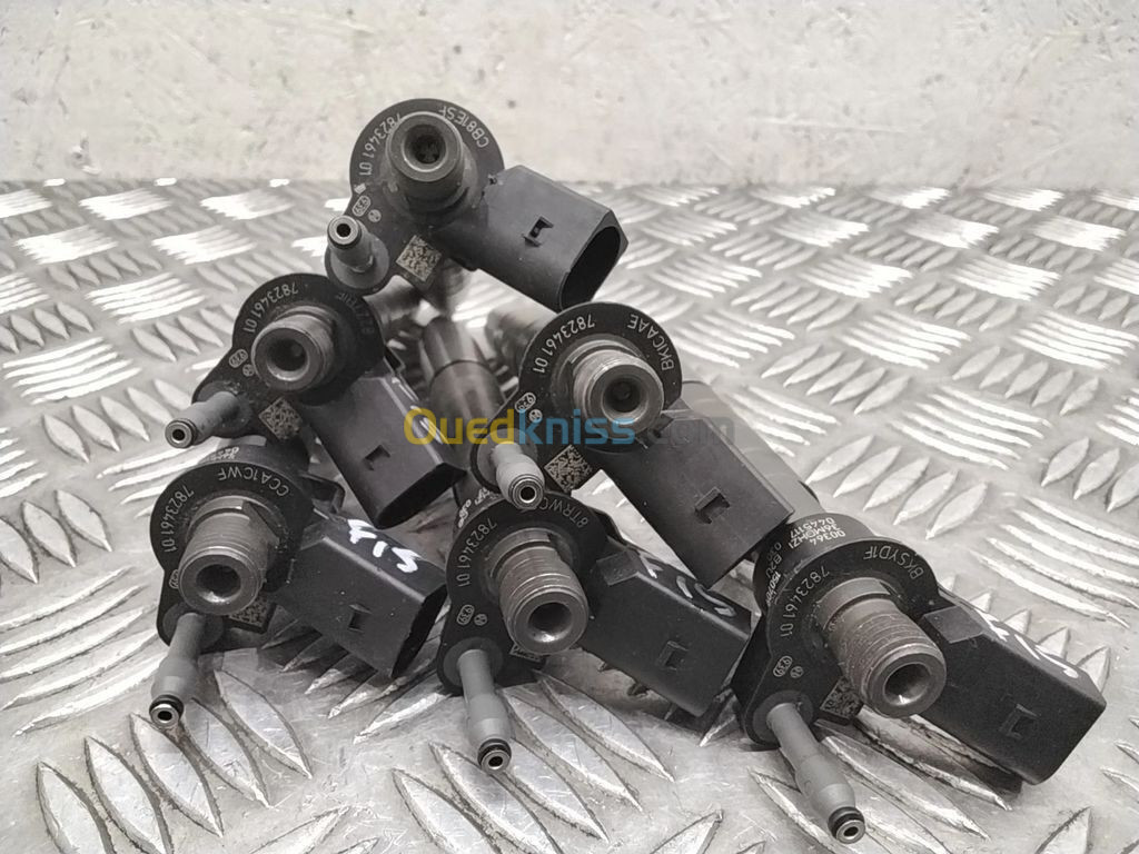 Injecteur bmw X5 F15 2015  X6  SREIE 5 2015  REF 782346101