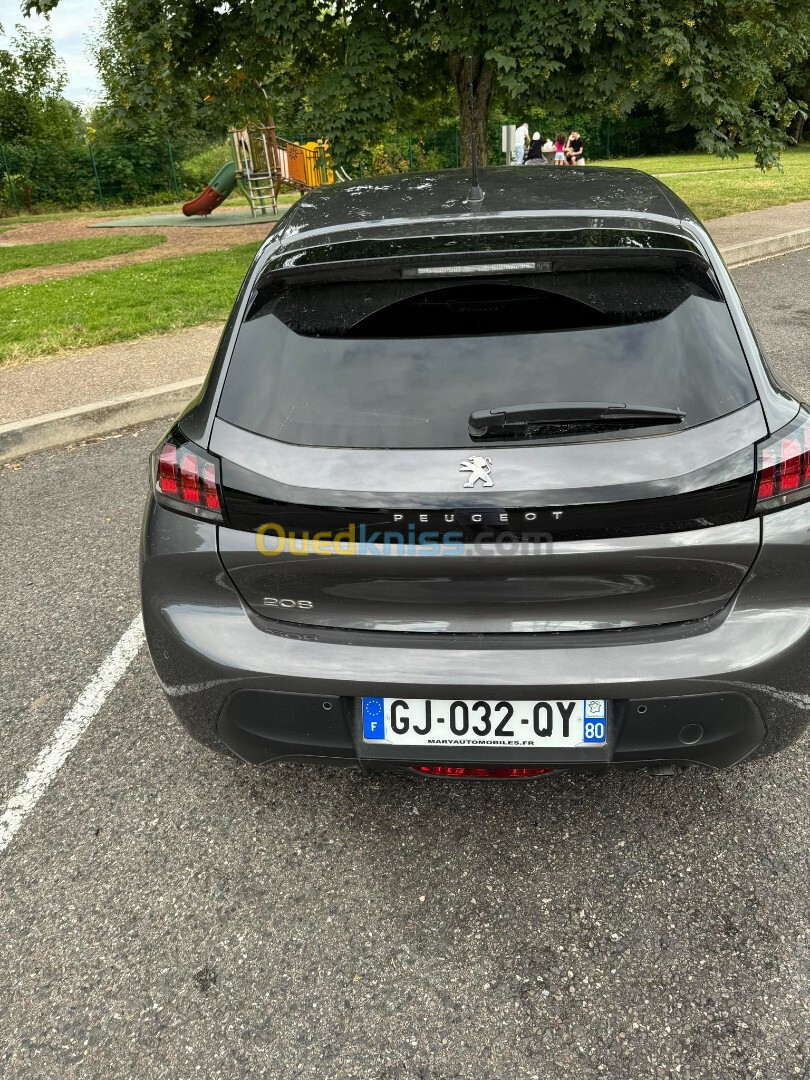 Peugeot 208 2022 Allure