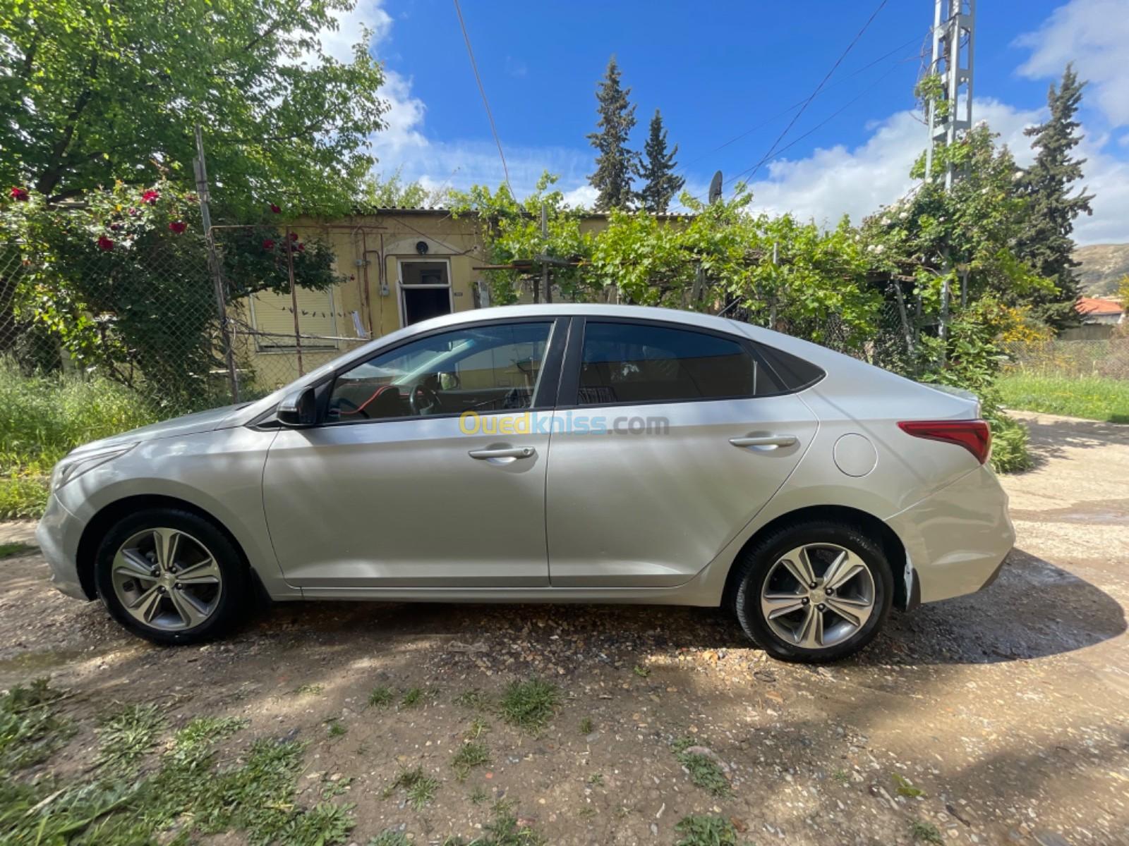 Hyundai Accent RB  4 portes 2018 GL+