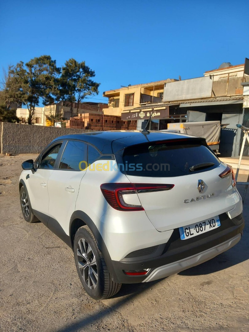 Renault Captur 2023 Evolition