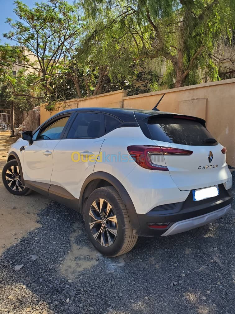 Renault Captur 2023 Evoliton