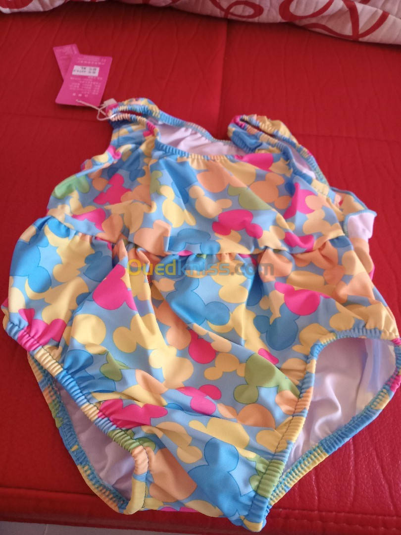 Maillot de bain pour fillettes 