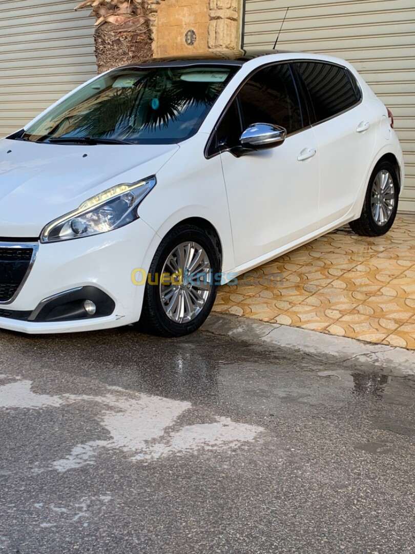 Peugeot 208 2018 208