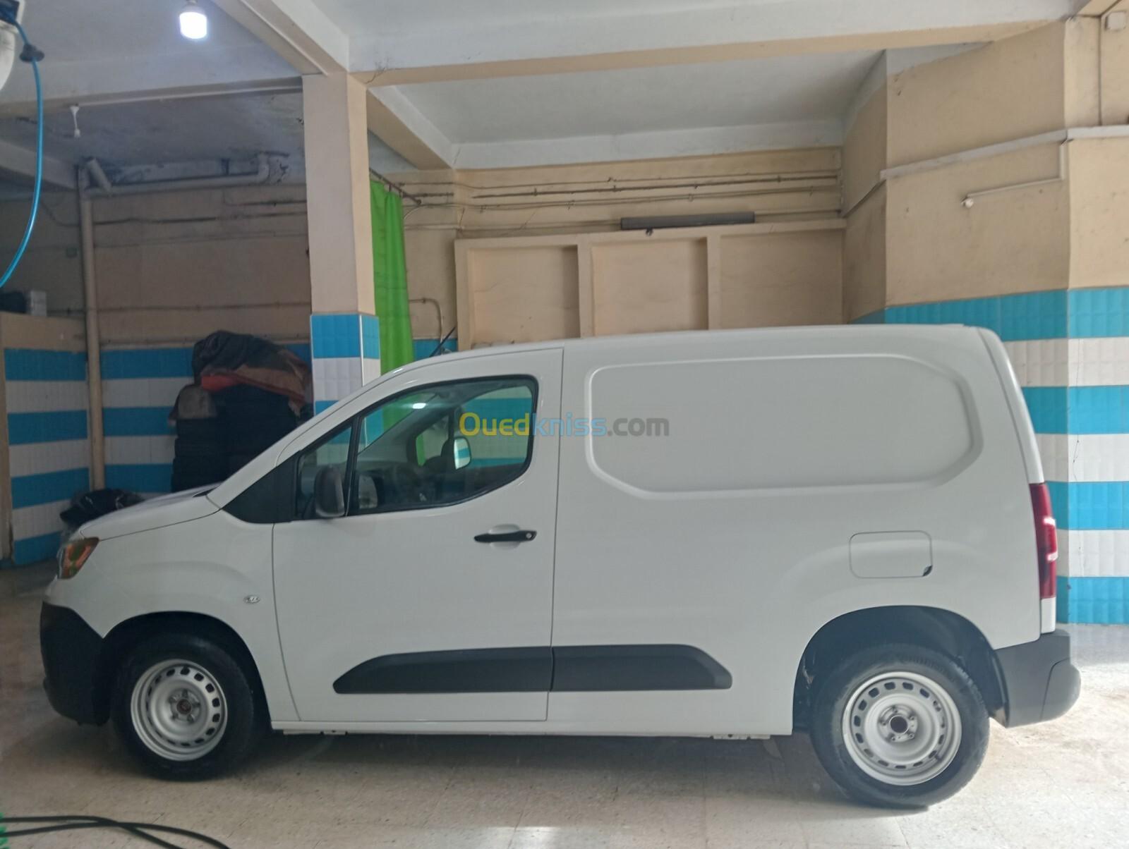 Fiat Doblo 2024 D G