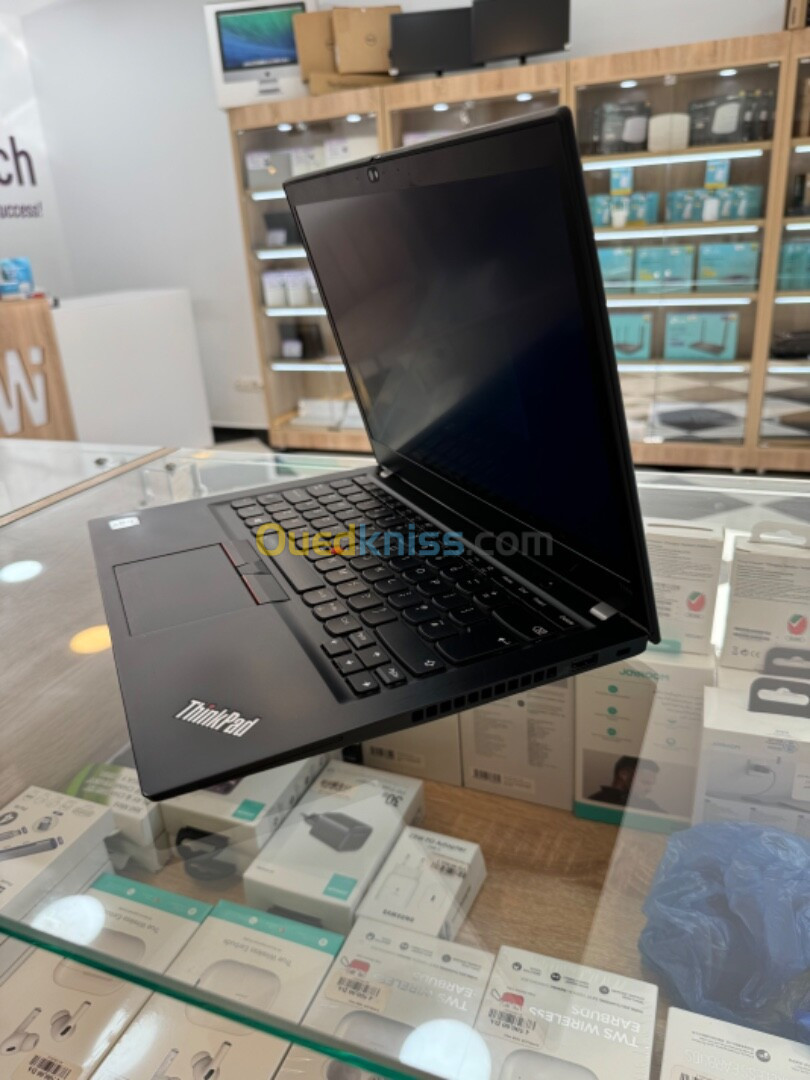 LENOVO T14s I5-10310U 8GB 256 SSD TACTILE FHD 