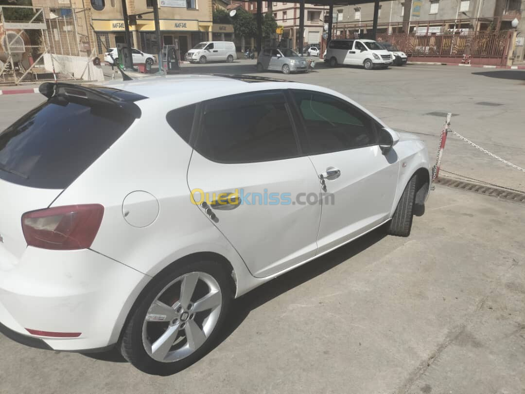 Seat Ibiza 2012 Fully +Toit ouvrant