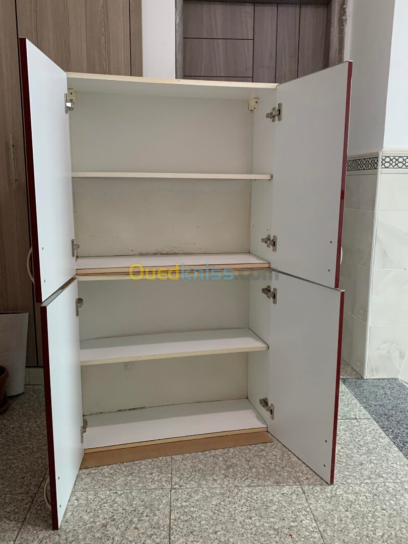 Meuble de cuisine en MDF 