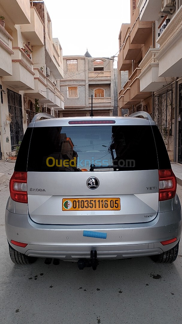 Skoda Yeti 2016 Edition (avec toit panoramique)