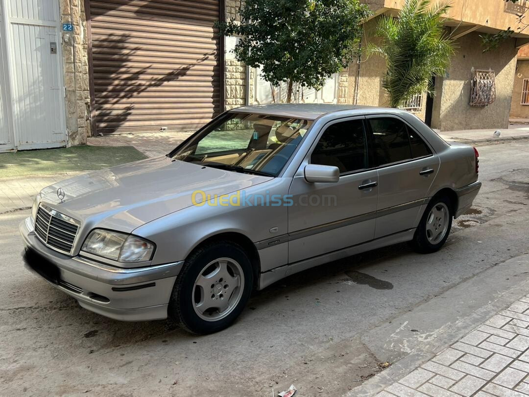 Mercedes Classe C 1995 C250