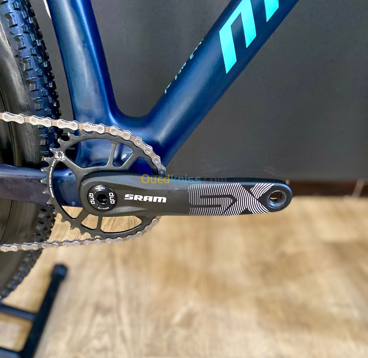 Megamo Factory carbone SRAM SX 12v état neuf