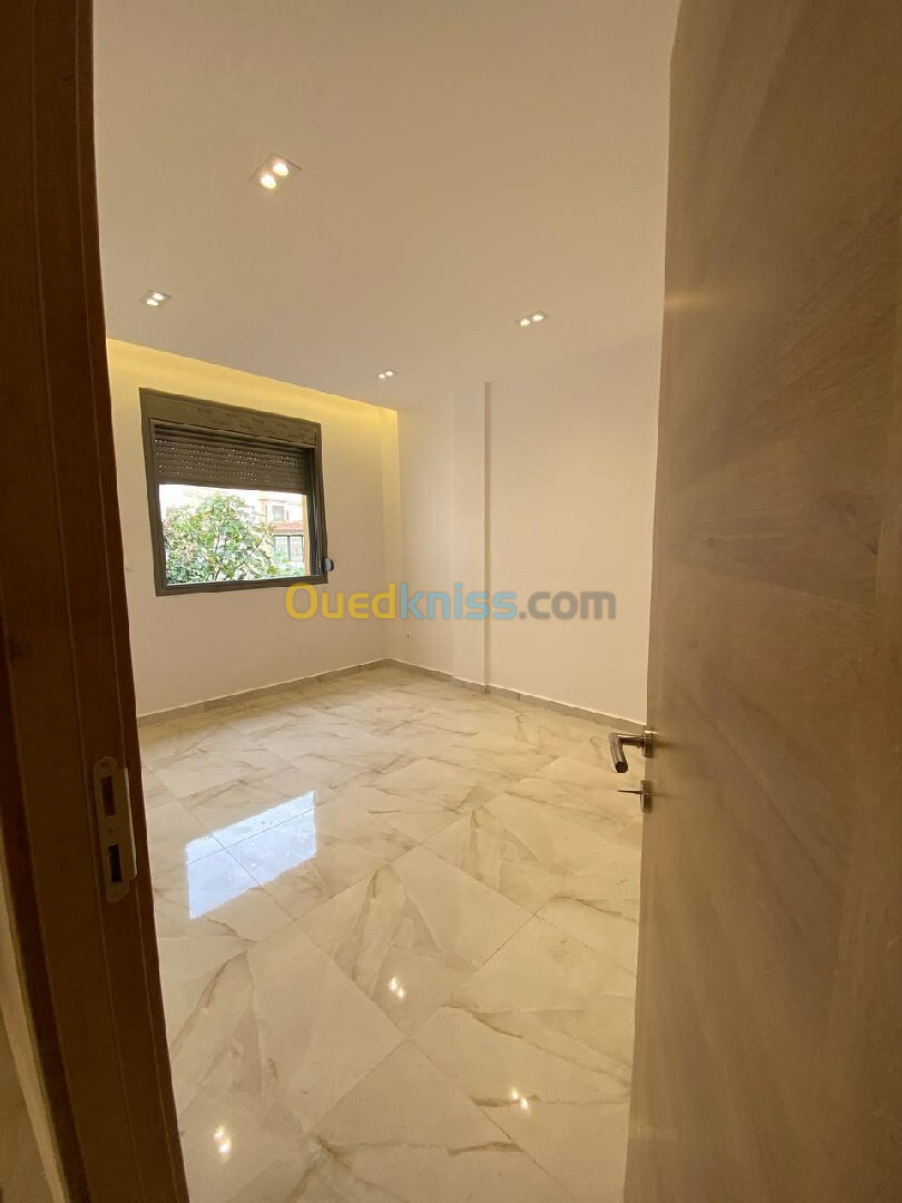 Vente Appartement F4 Alger Cheraga