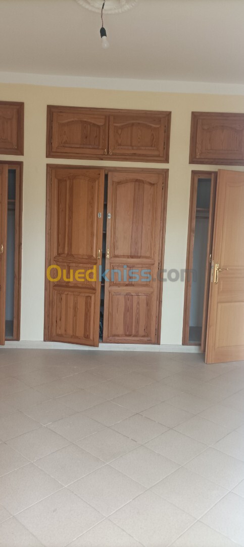 Location Appartement F3 Alger Hydra