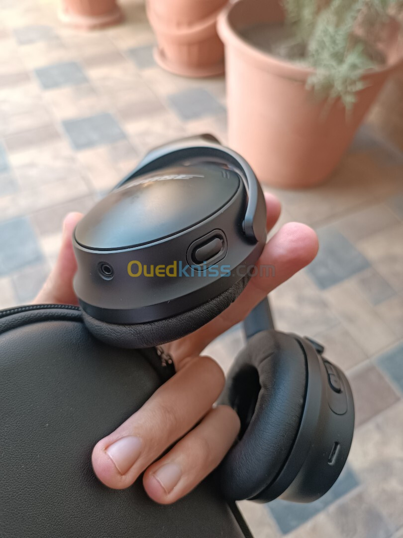 Bose quiet comfort 45 noise cancelling 