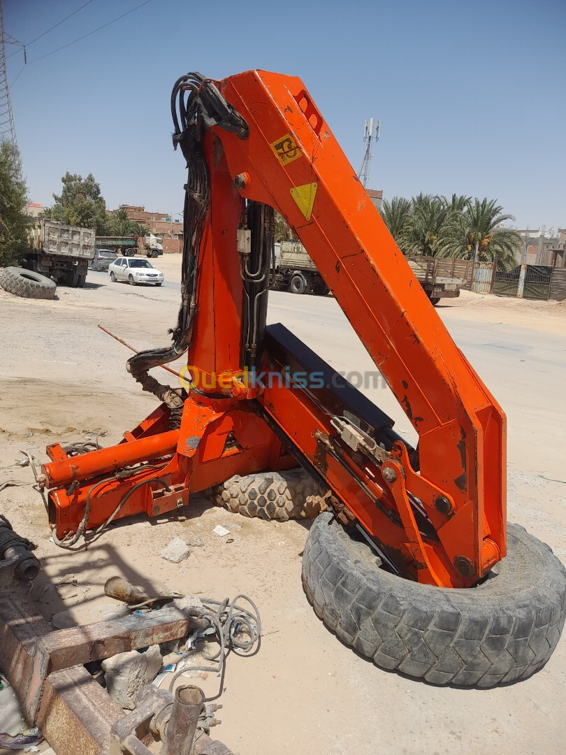 PALFINGER رافعة Camion Grue PALFINGER 1992