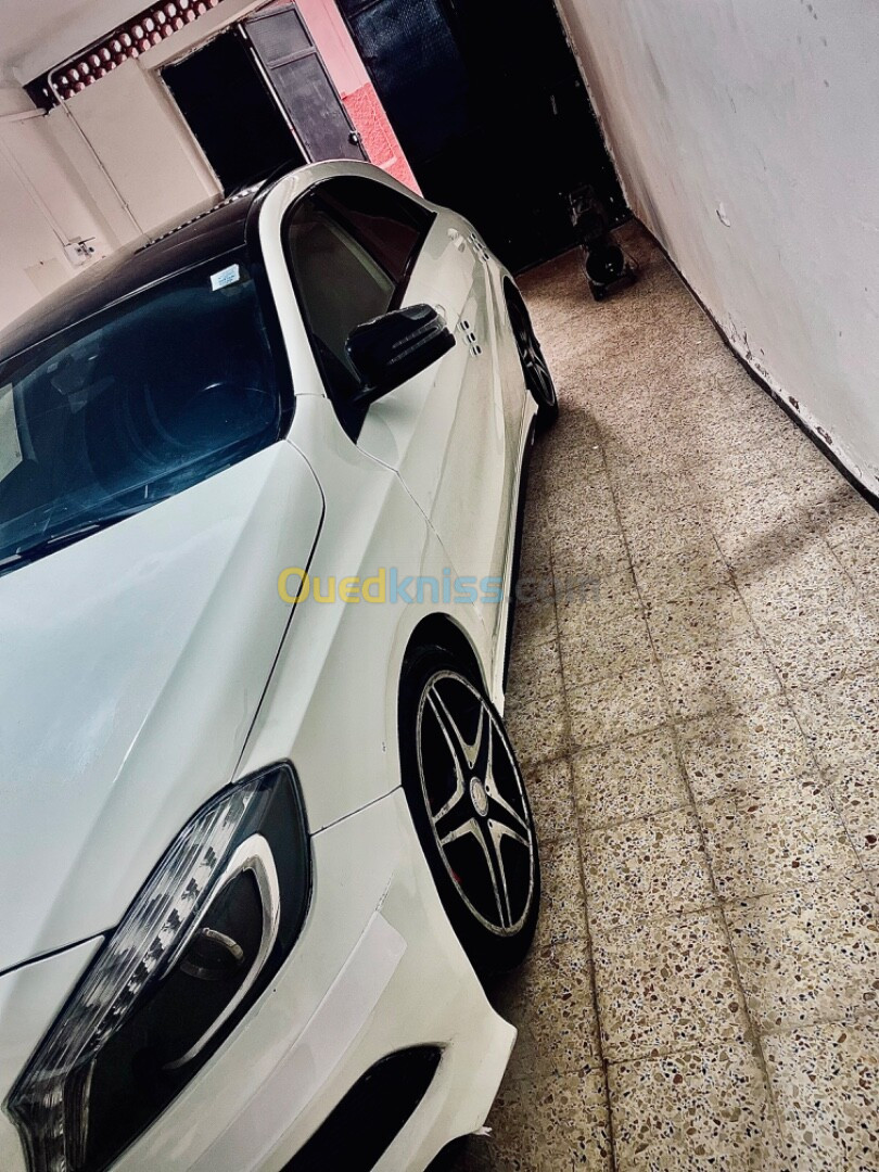 Mercedes Classe A 2013 180  Sport +