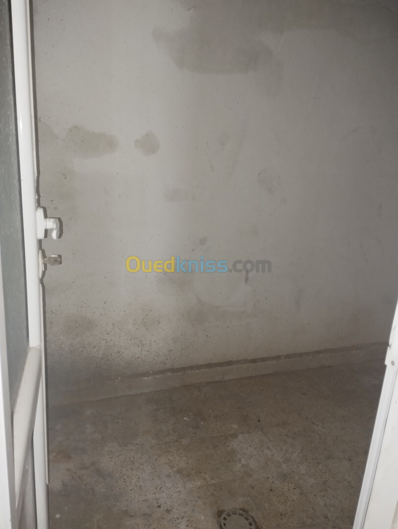 Location Appartement F2 Ouargla Hassi messaoud