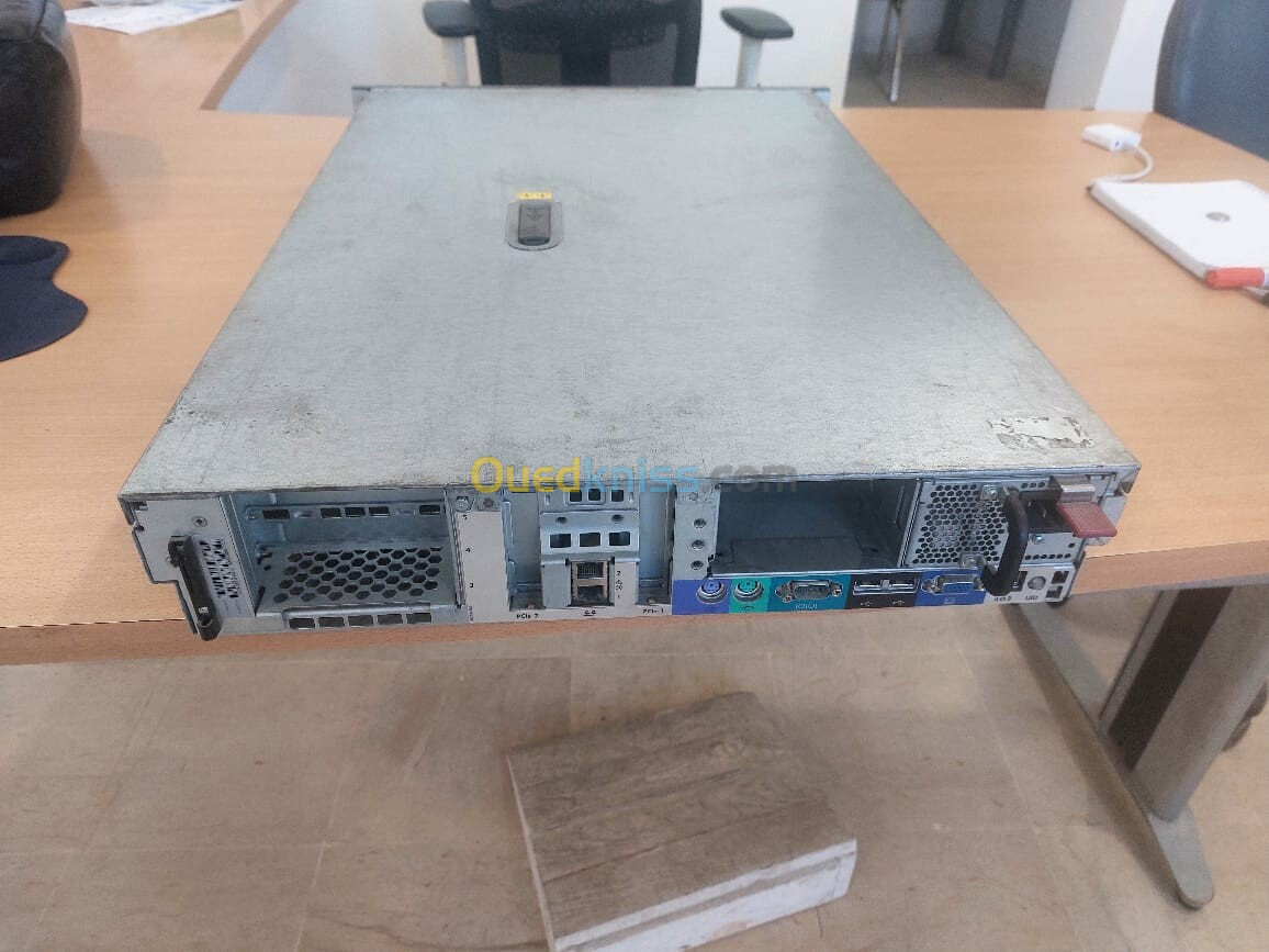 Serveur hp proliant DL380 G5 2.5ghz