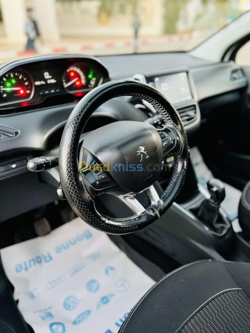 Peugeot 208 2019 Allure