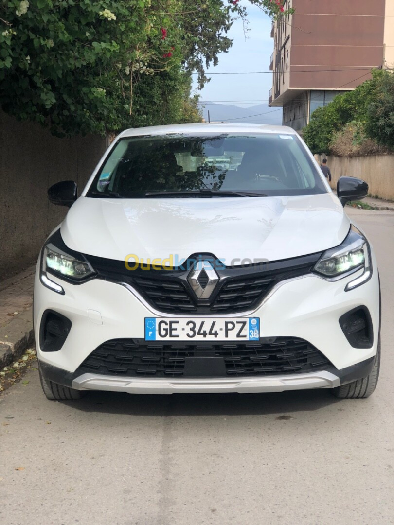 Renault Captur 2022 Etech es line