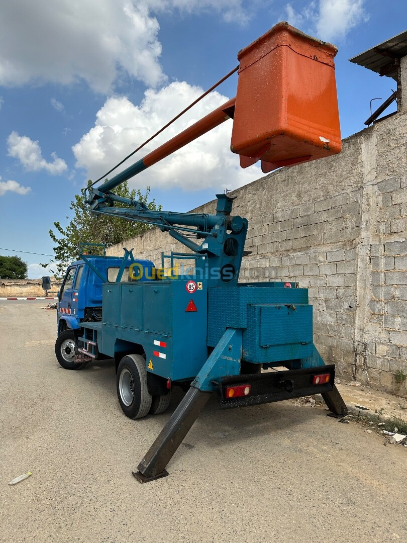 Foton Lourd Nacelle Egi 15 Mètre Hydroulique simple 2007