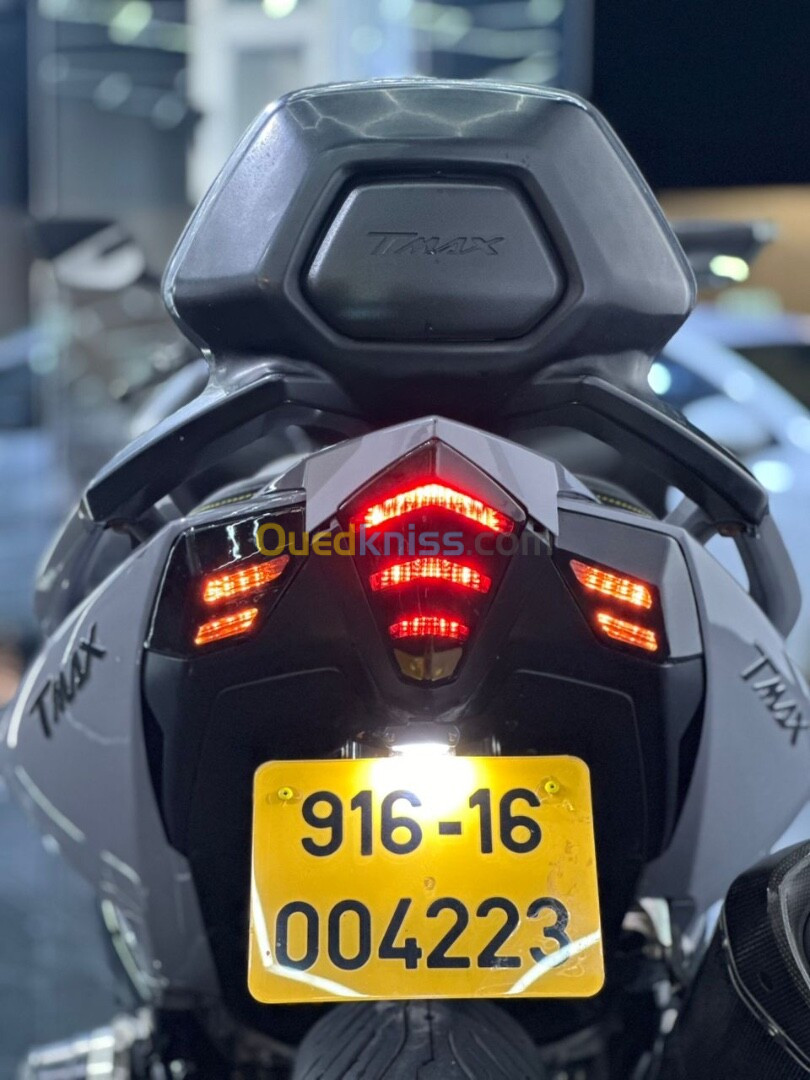 Yamaha Tmax 530 lux max 2016