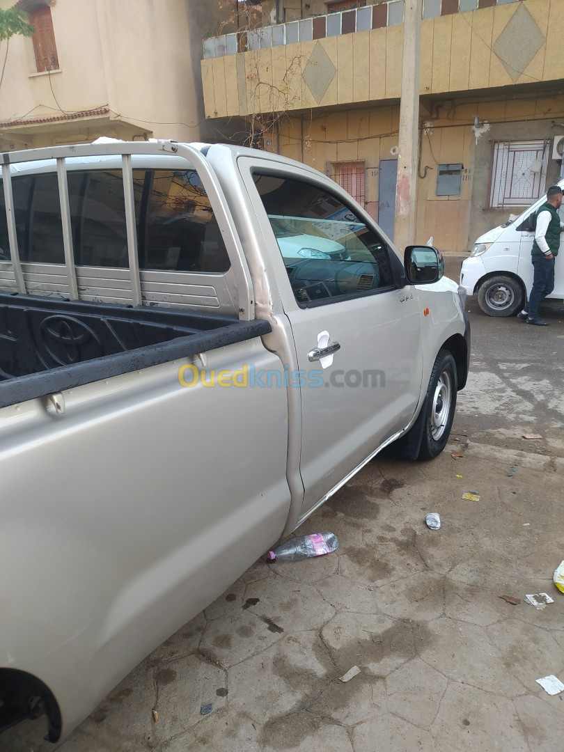 Toyota Hilux 2016 LEGEND DC 4x2