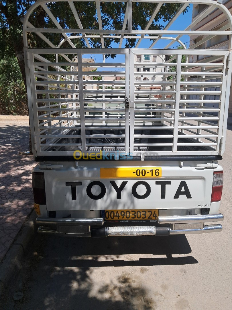 Toyota Hilux 2003