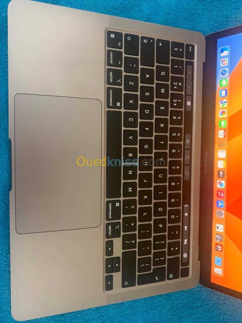 Macbook pro m1 2020 256/16 mdm cycle 110