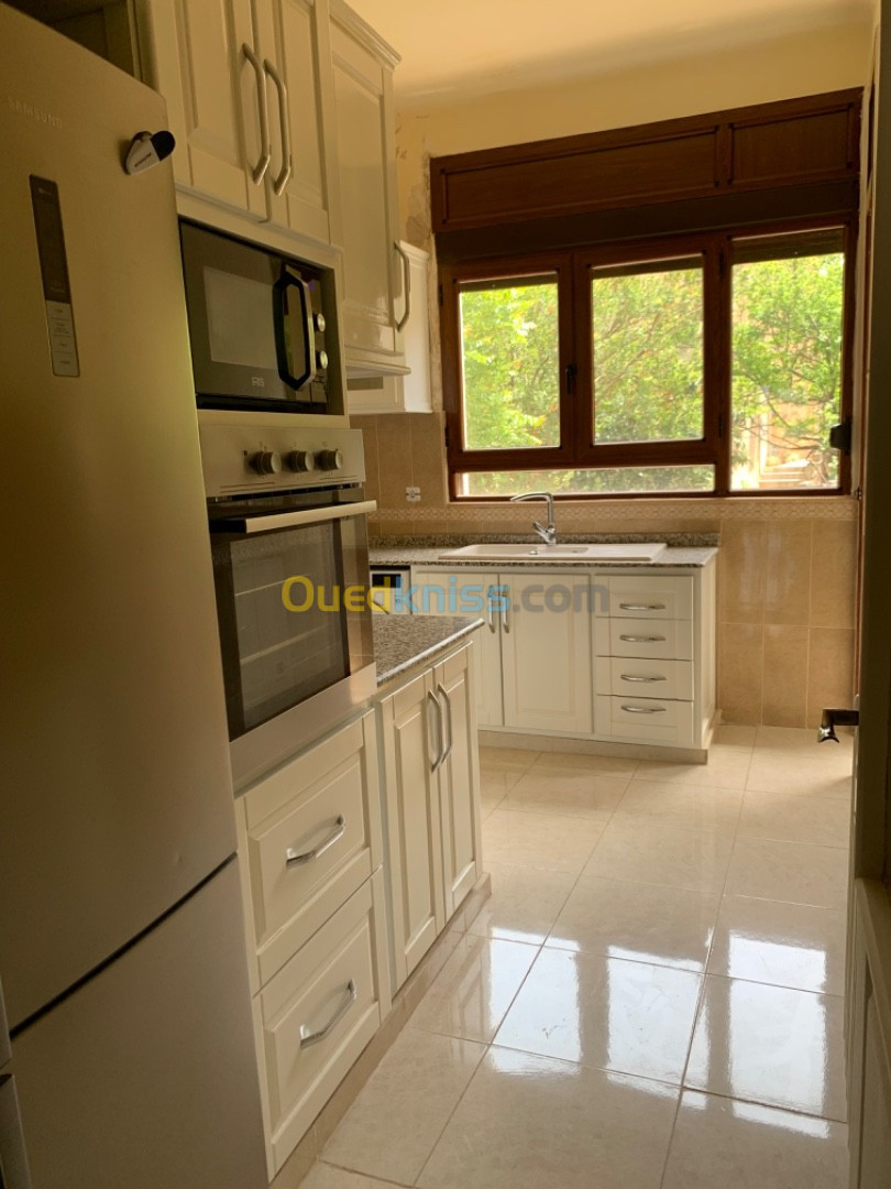 Vente Appartement F3 Alger El mouradia