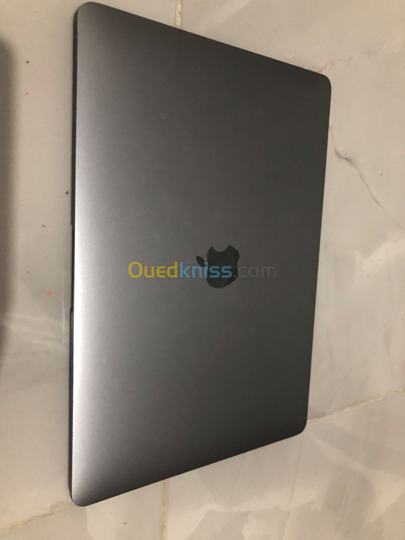 MacBook Air m1 16GB 256GB