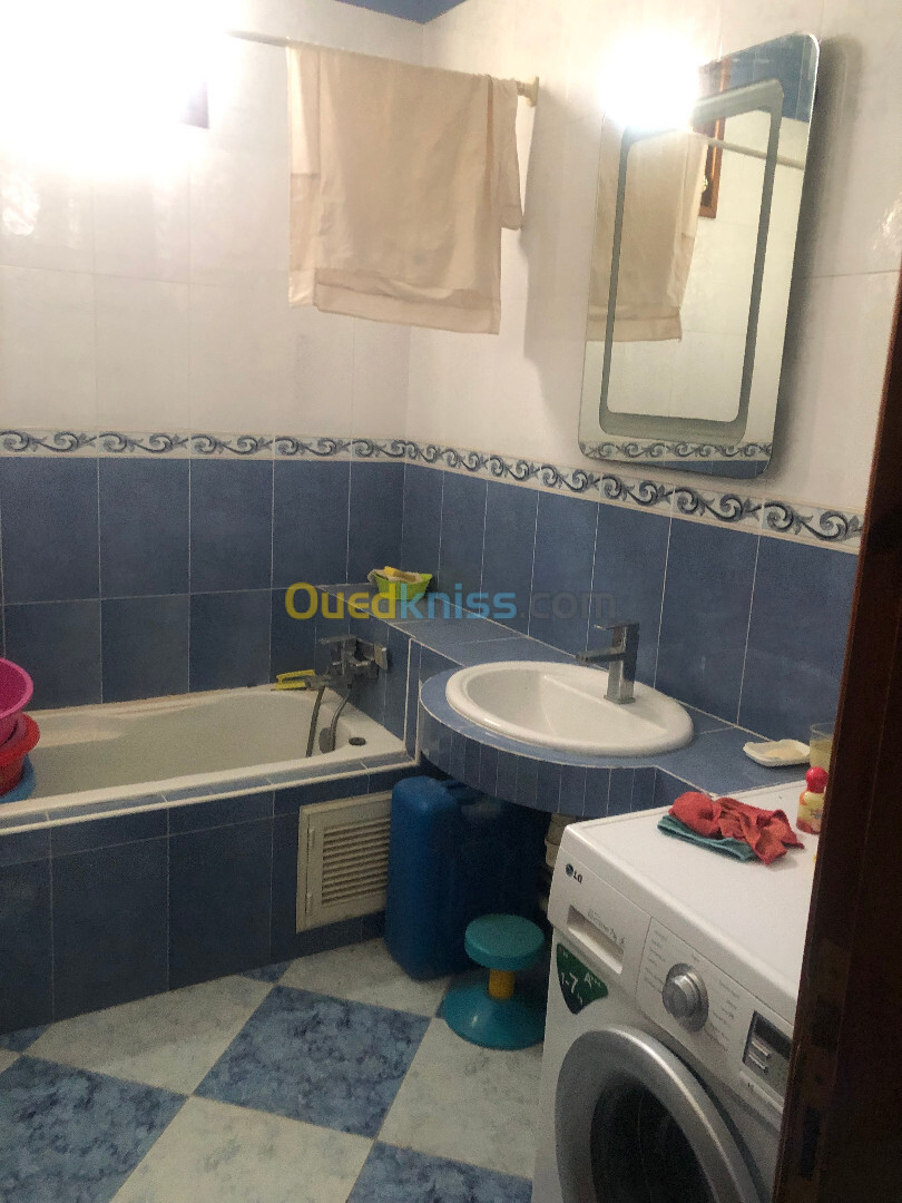 Location Appartement F3 Alger Bouzareah