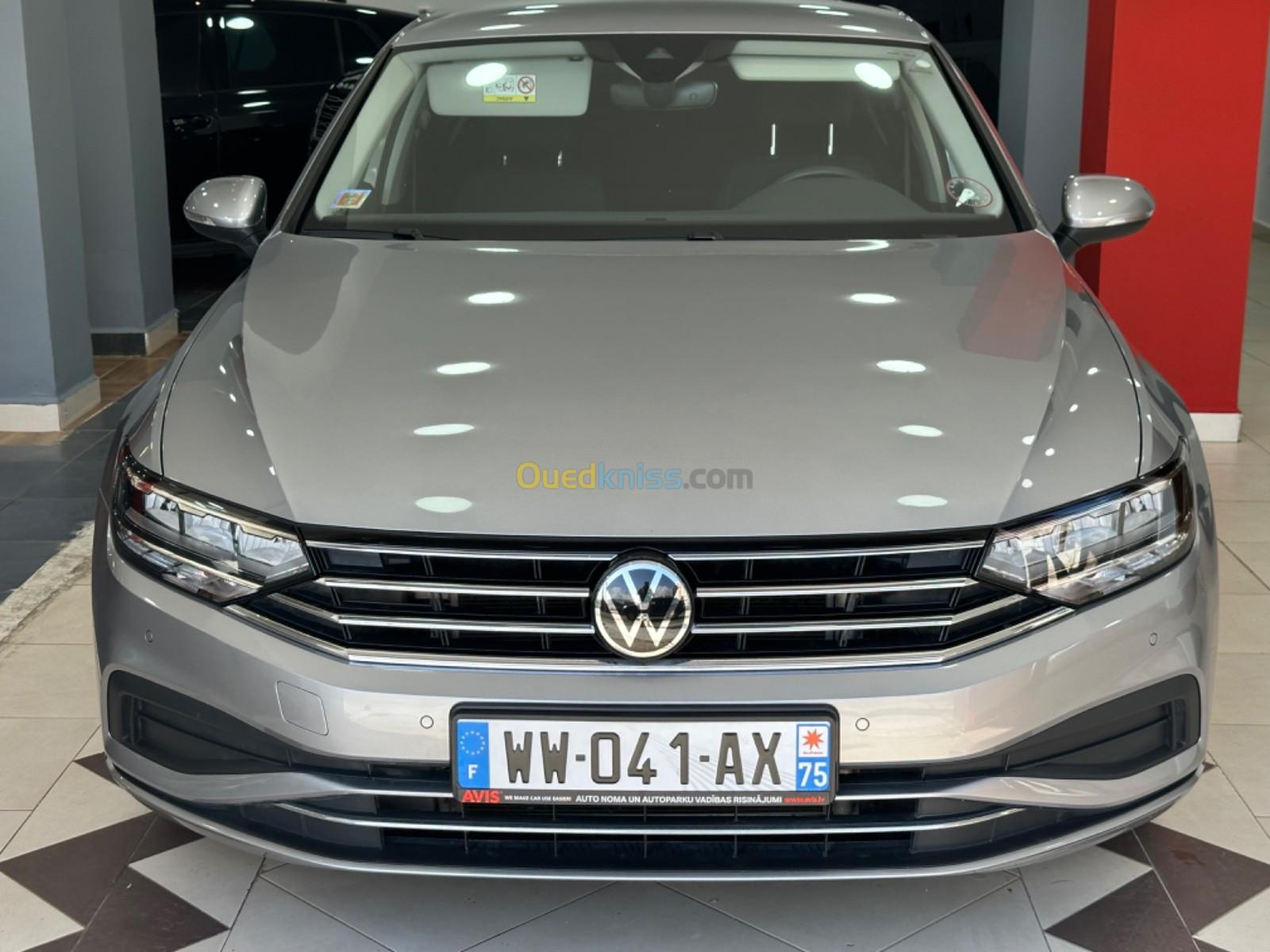Volkswagen Passat 2022 Confortline