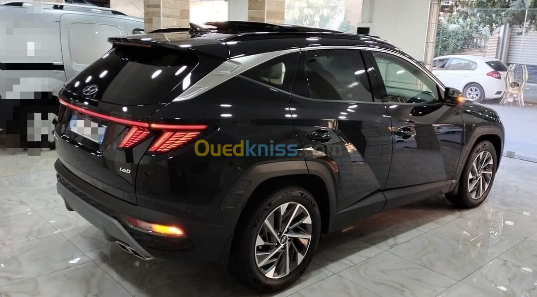 Hyundai Tucson 2023 H track