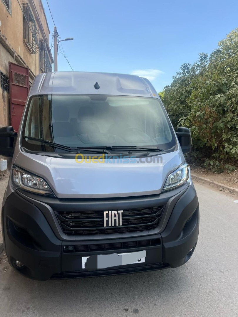 Fiat Ducato 2 panneau 2024